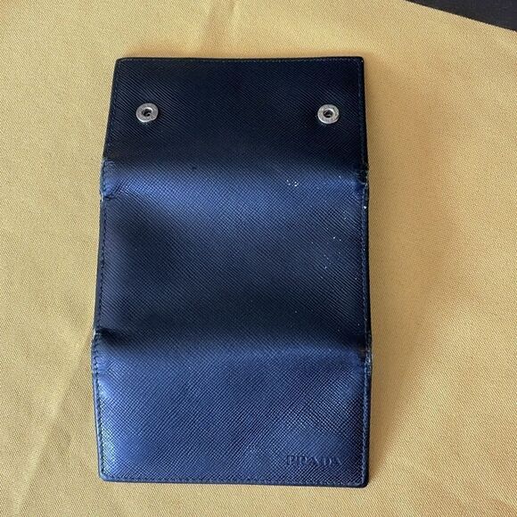 PRADA  Saffiano Black Leather 6 Key Holder. - Picture 10 of 12